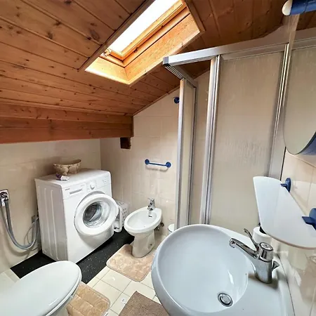 Katty House - Dizzasco Muronico