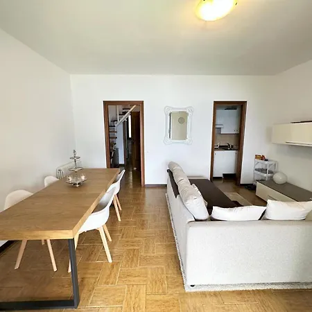 Hébergement de vacances Katty House - Dizzasco